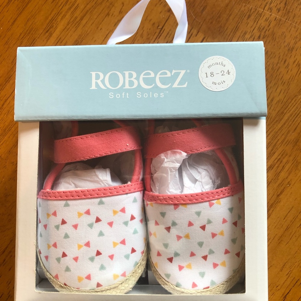 Robeez soft sole shoes